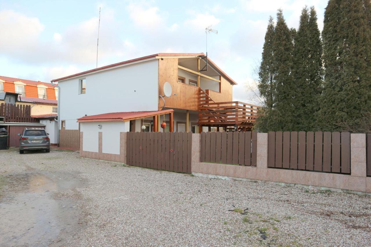 Pensjonat I Restauracja U Zdzicha Rowy  Exterior foto